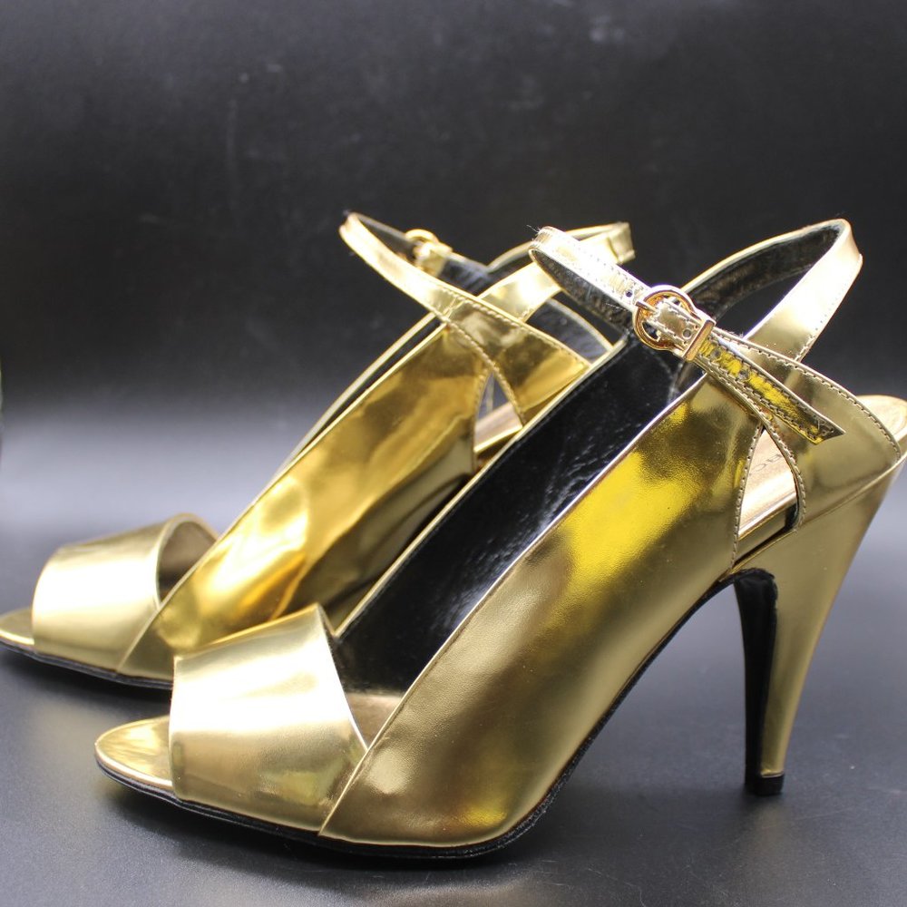 BCBGMaxAzria Sleek Gold Peep Toe Strap Heels 7B
